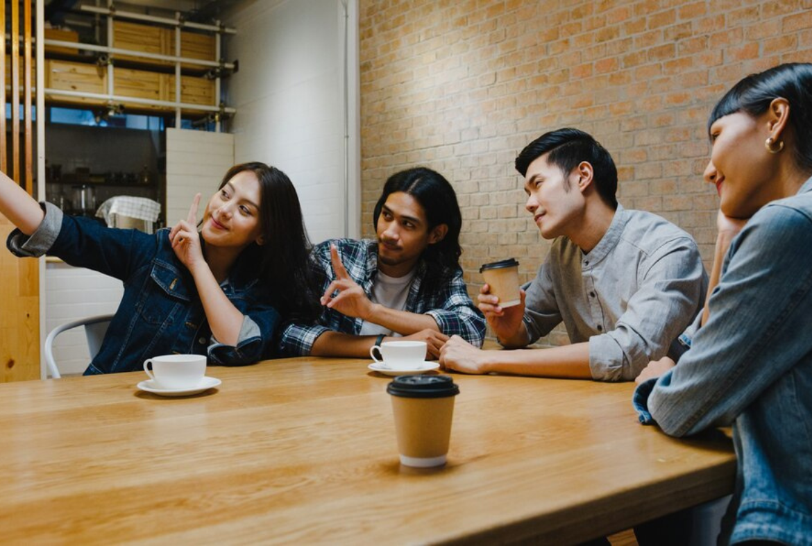 Tips & Trik Meningkatkan Personal Branding di Media Sosial BERANDA | PT Mitra Utama Madani